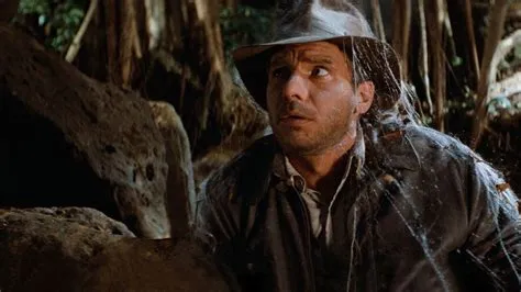 Raiders of the Lost Ark ย้อนรอยตำนานโบราณ! การผจญภัยสุดเข้มข้นของนักล่าสมบัติ